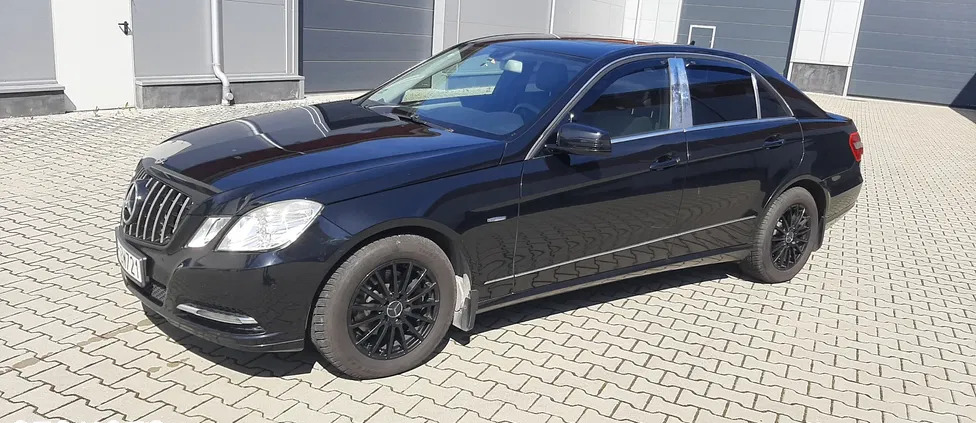 Mercedes-Benz Klasa E cena 49500 przebieg: 364500, rok produkcji 2011 z Kraków małe 154